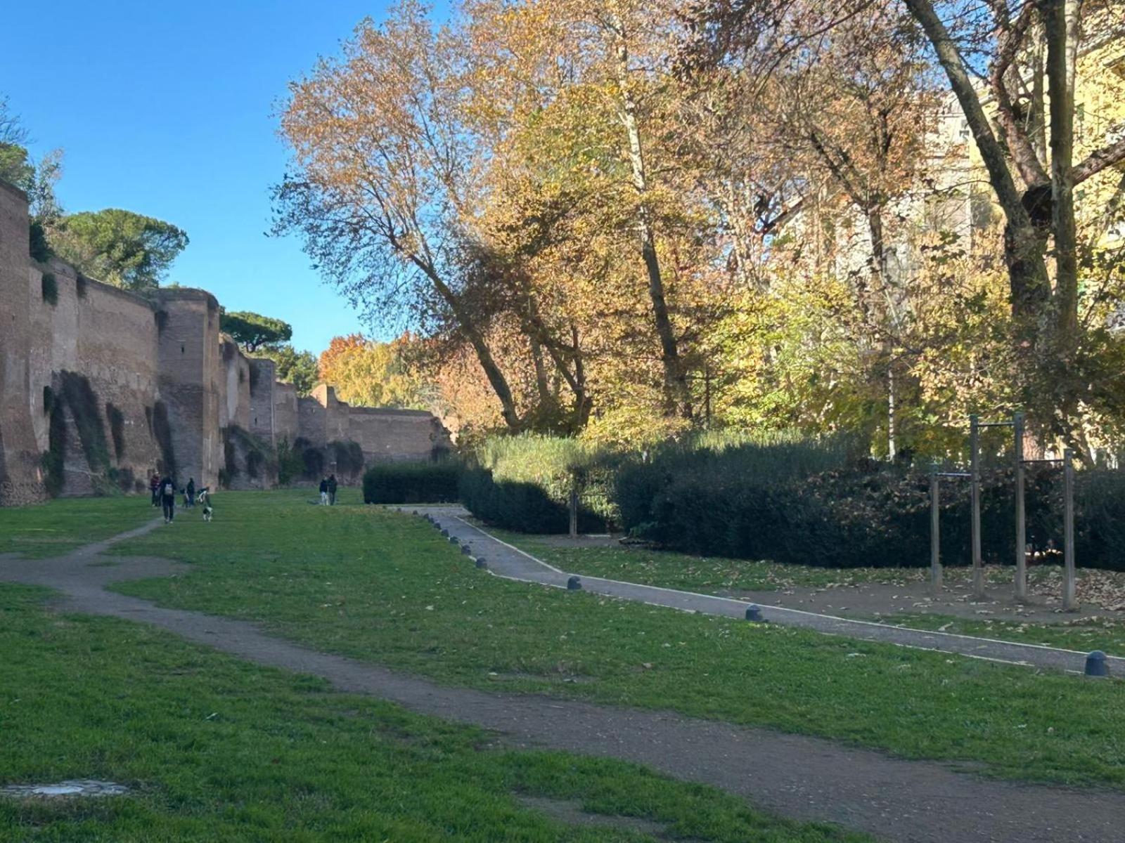 San Giovanni Flat Near To Colosseo